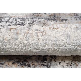 Metrážny moderný koberec s jemným vzorom