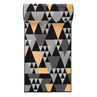 Metrážny koberec so vzorom