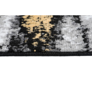 Moderný metrážny čierny koberec