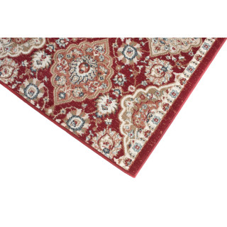 Červený metrážny koberec v štýle vintage