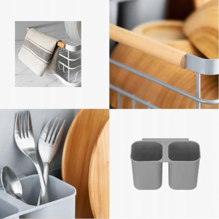 Sivý odkvapkávač na riad s podnosom