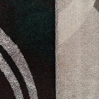 Moderný sivo-zelený koberec