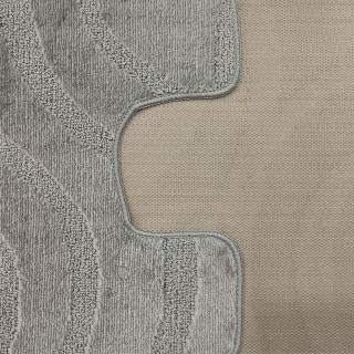 Kúpeľňová a WC predložka s výrezom sivej farby