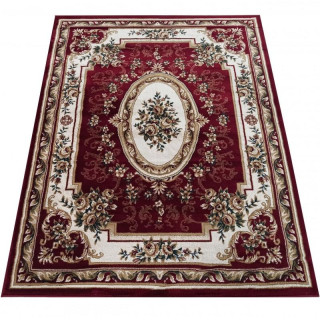 Bordový koberec v štýle vintage