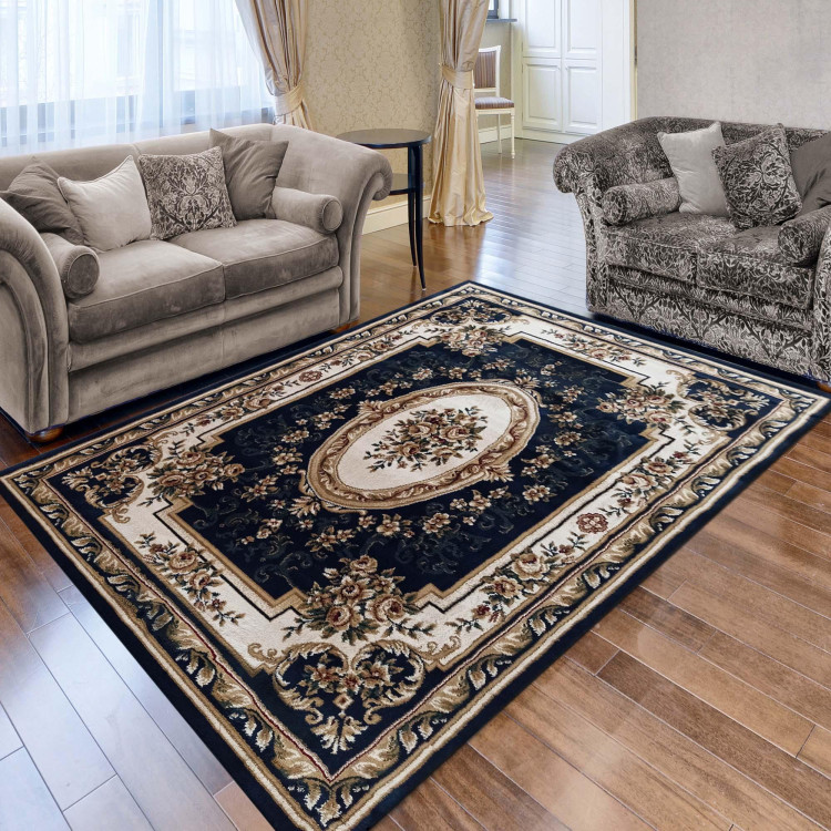 Hnedý koberec v štýle vintage