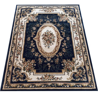 Hnedý koberec v štýle vintage