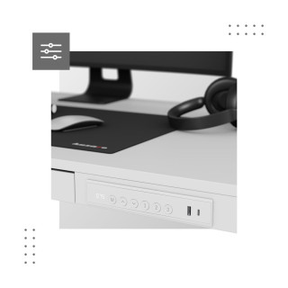 Biely elektrický stôl Mark Adler Leader 8.2