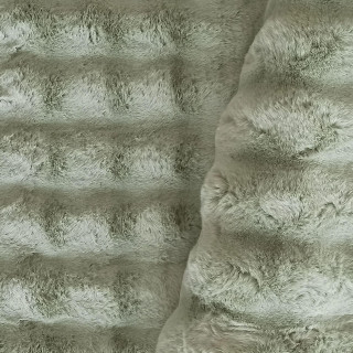 Dlakava 3D preproga v zeleni barvi