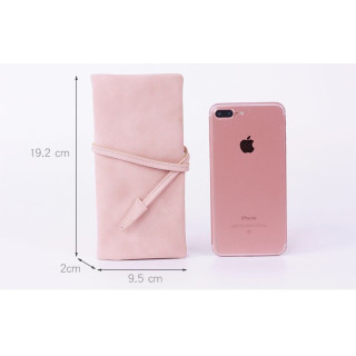 Ženska denarnica v črni barvi z vezavo