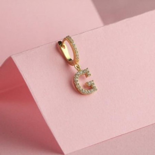 Uhani okrašeni z zlatim cirkonom s črko G