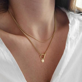 Ogrlica iz kirurškega jekla z obeskom