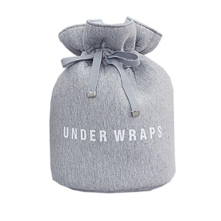 Kozmetična torbica v sivi barvi