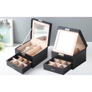 Črna elegantna škatlica za nakit