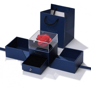 Temno modra valentinova škatlica za nakit
