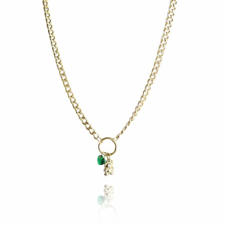 Pozlačena ogrlica z obeskom