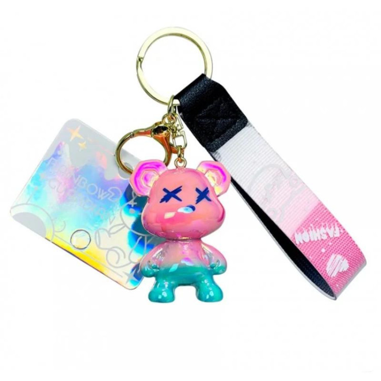 Barvit obesek s plišastim medvedkom