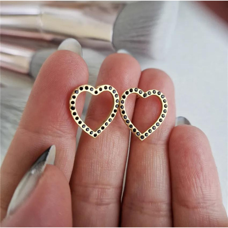 Uhani iz kirurškega jekla v obliki srca