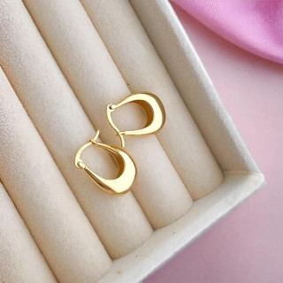 Ženski uhani v zlati barvi