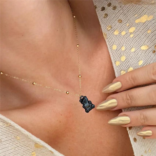 Pozlačena ogrlica s plišastim medvedkom