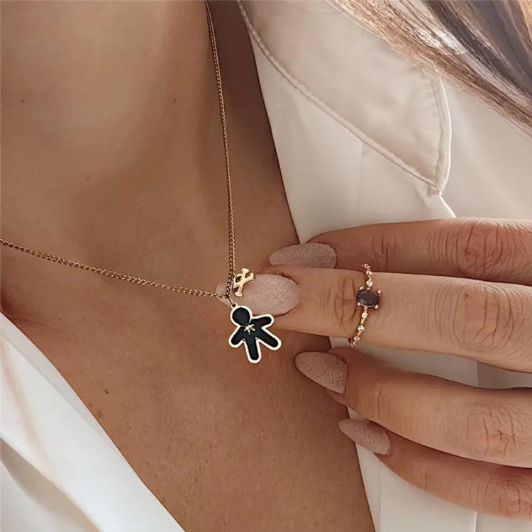 Pozlačena ogrlica za ženske