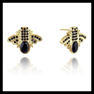 Preluknjani uhani iz kirurškega jekla