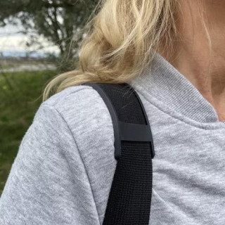 Siva potovalna torba