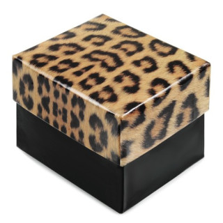 Črna darilna škatla z leopardjim vrhom