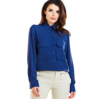 Ženska klasična srajca s prsnimi žepi v temno modri barvi