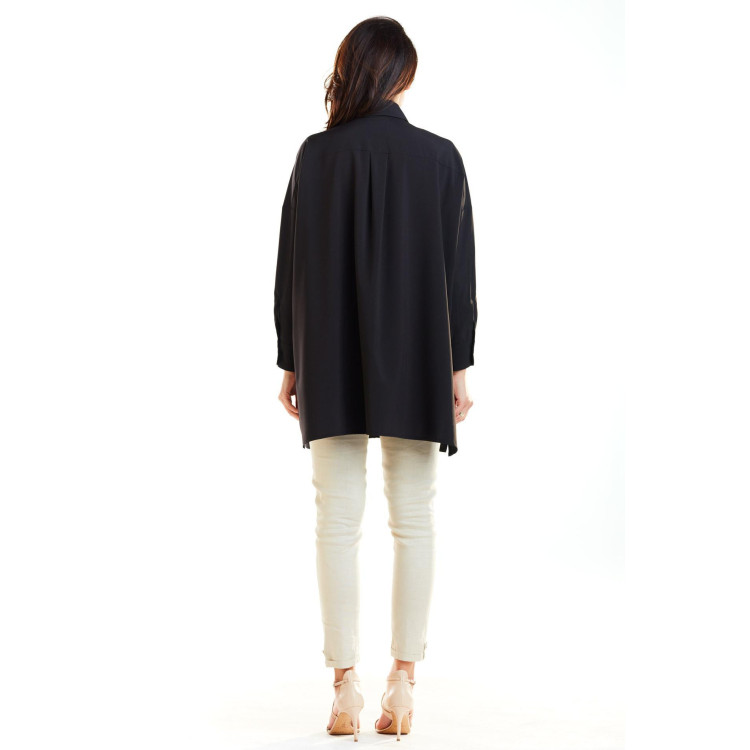 Oversize ženska črna srajca z dolgimi rokavi