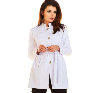 Modni bel ženski plašč v vojaškem stilu