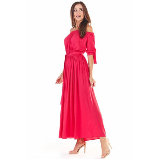 Dolga roza ženska obleka z golimi rameni