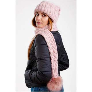 Ženske volnene kape s šalom s čopom v roza barvi