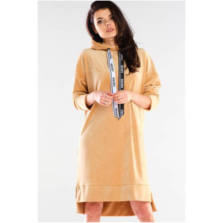 Ženska obleka iz velurja z dolgimi rokavi v bež barvi