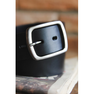 Črn usnjen pas za ženske