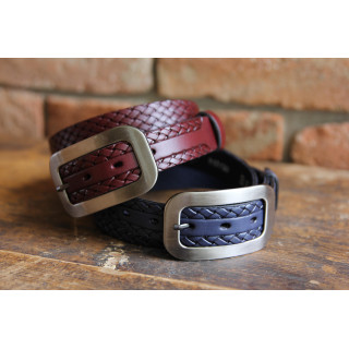 Ženski usnjen pleten pas v bordo barvi