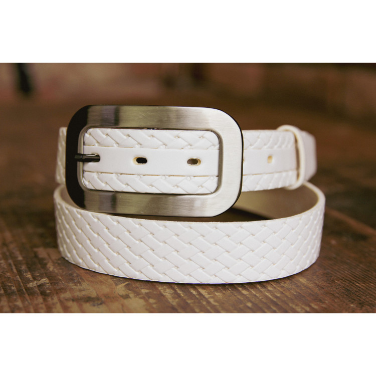 Bel ženski usnjen pleten pas