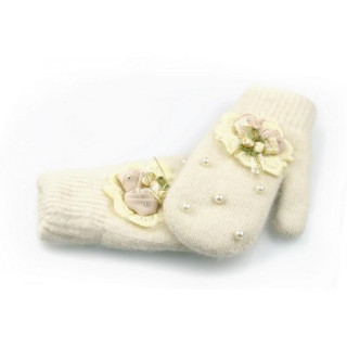 Ženske zimske rokavice z biseri in dekoracijo v krem barvi