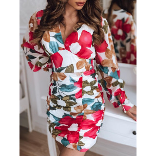 Bela ženska mini obleka s pomladnim tiskom