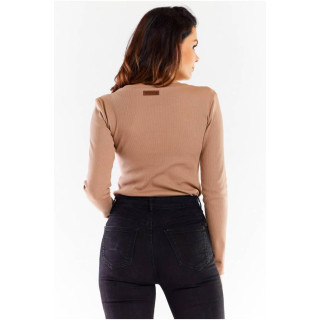 Rebrasta bež majica z v-izrezom