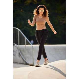 Basic majica z dolgimi rokavi v bež barvi