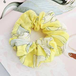 Rumena gumica za lase s tropskim vzorcem