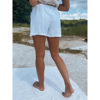 Bele ženske kratke hlače z visokim pasom