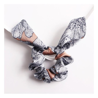 Roza kratka gumica PIN UP z rožicami