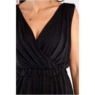 Eleganten črn kombinezon s širokimi hlačami