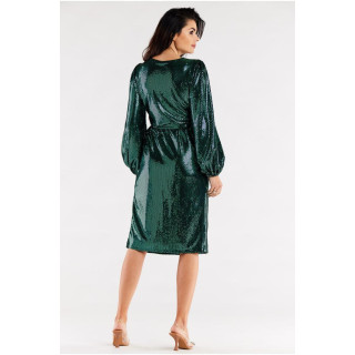 Zelena obleka s pasom