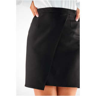 Žensko mini krilo v črni barvi