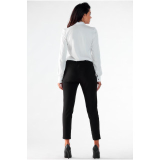 Črne hlače za prosti čas z elastiko v pasu