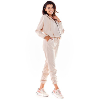 Ohlapne ženske hlače v bež barvi