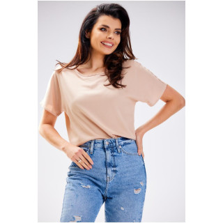 Zračna bež bluza za poletje