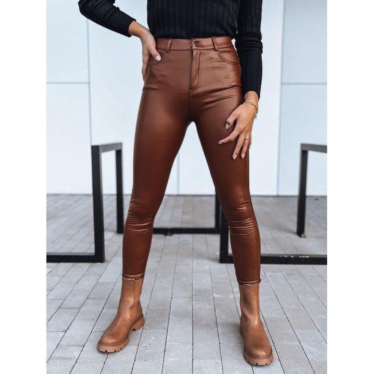 Rjave usnjene izolirane hlače